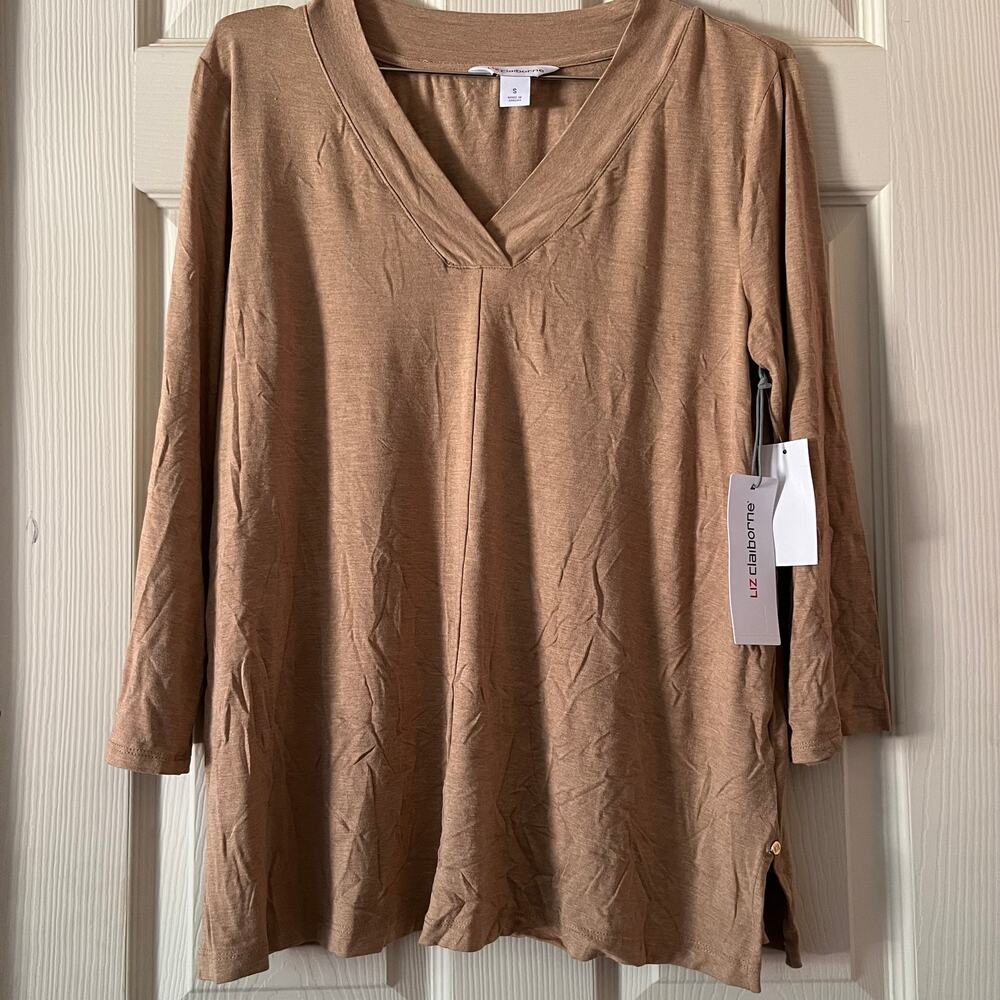 Liz Claiborne V- Neck Long Sleeve shirt with Gold Hardware- Size Small